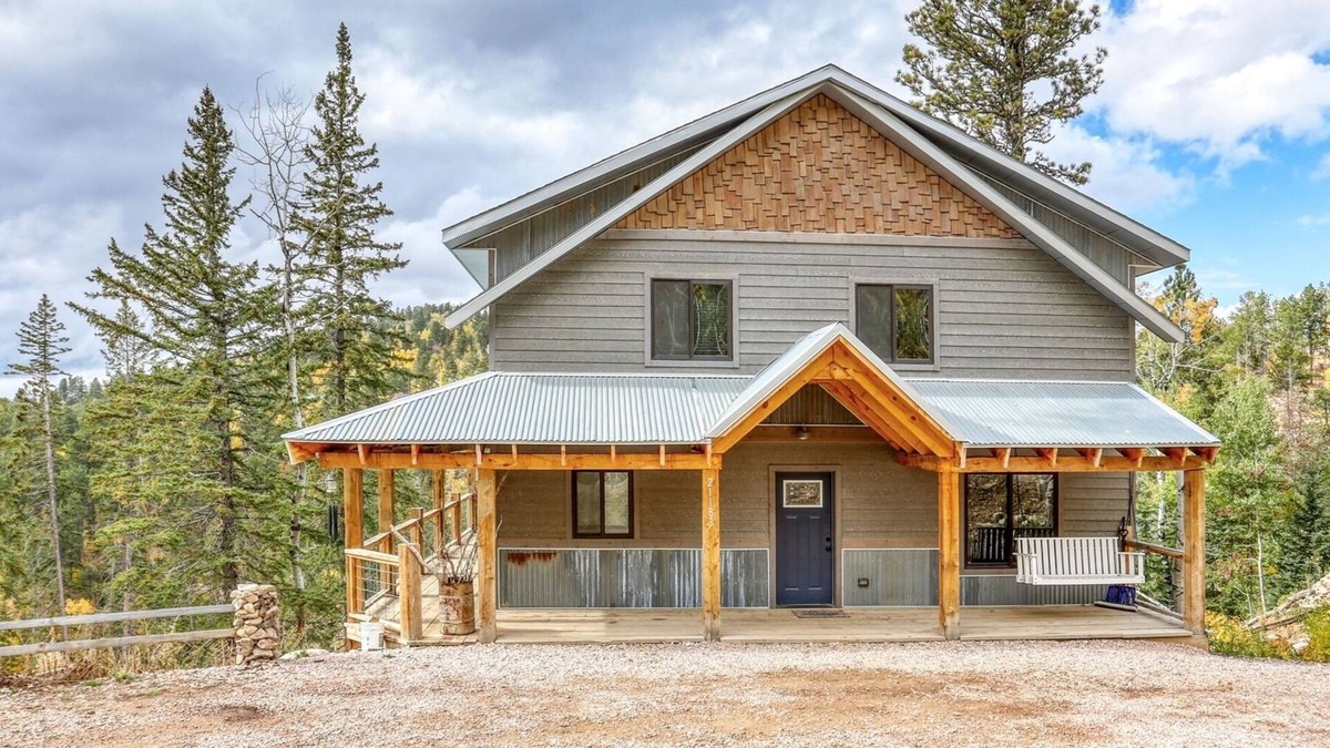 Lead House | Bullock`s Ridge | 5 Bed, 3 Bath
