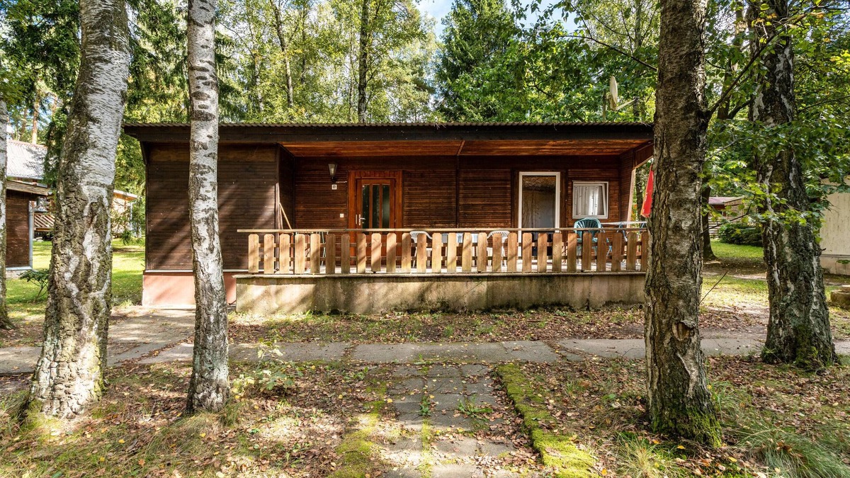 Kollm House | Bungalow '12 - Finnhütte' with Private Terrace and Shared Garden