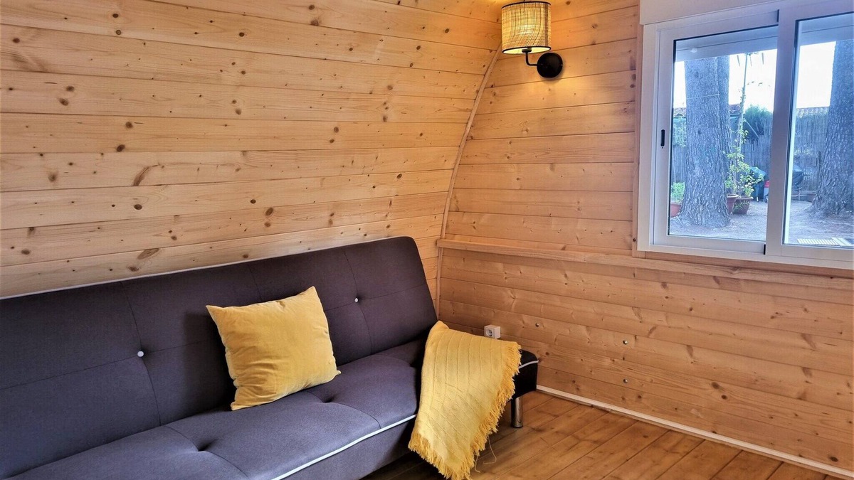 L'Escala House | Bungalow by Riells Beach with Terrace