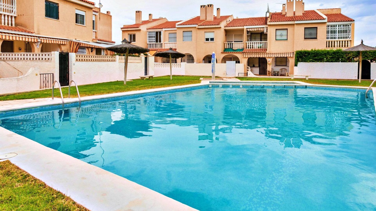 San Juan de Alicante House | BUNGALOW NEAR SAN JUAN BEACH