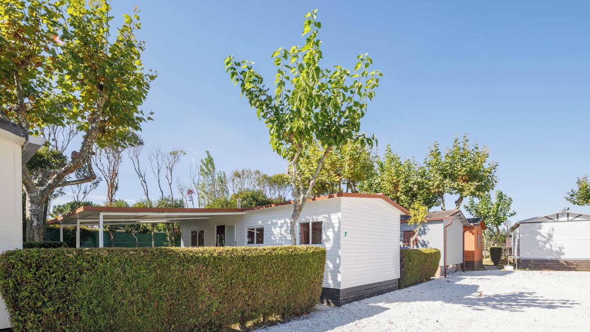 Balea House | Bungalow 'F' with Private Pool, Private Terrace and Wi-Fi