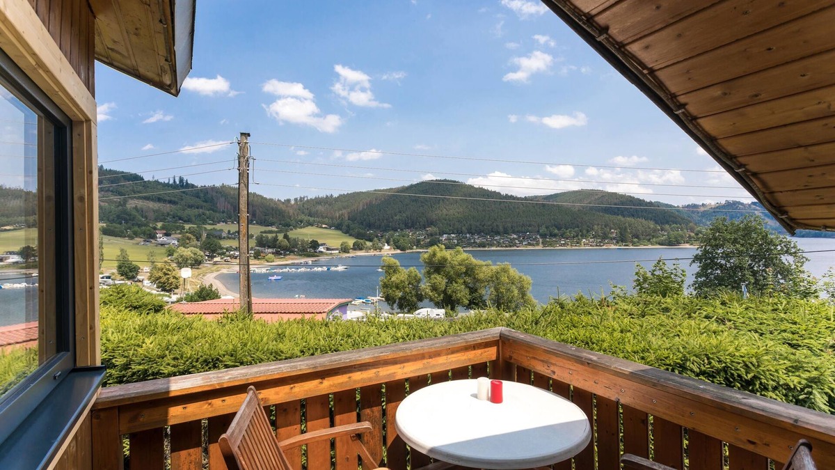 Bucha House | Bungalow for 2 guests with 38m² in Unterwellenborn (168914)