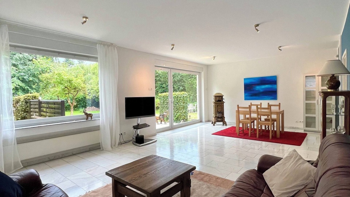 Falkensee House | Bungalow im Grünen mit Garten, 20min bis Berlin Hbf