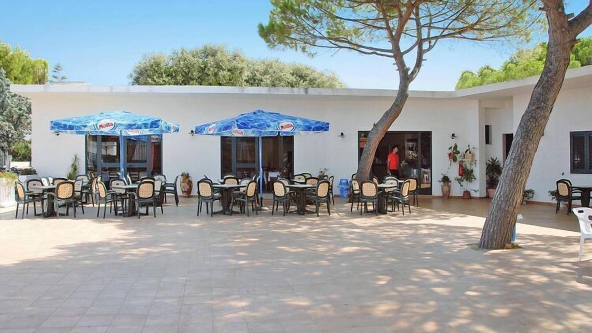 Lido del Sole Apartment | Bungalow in a resort in Lido del Sole with terrace