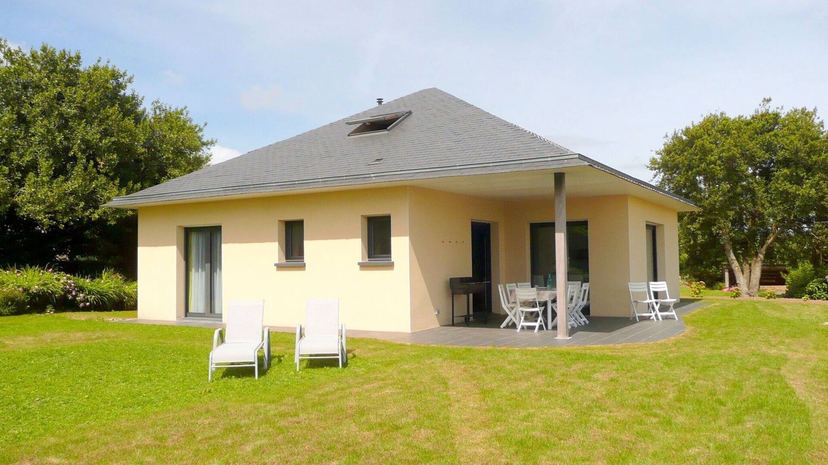 Telgruc-sur-Mer House | Bungalow in Telgrus sur mer near Sandy Beach