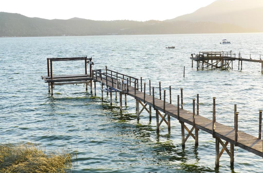 Clearlake House | Bungalow on the lake