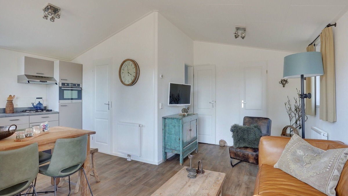 Uden House | Bungalow with a terrace at Bedafse Bergen