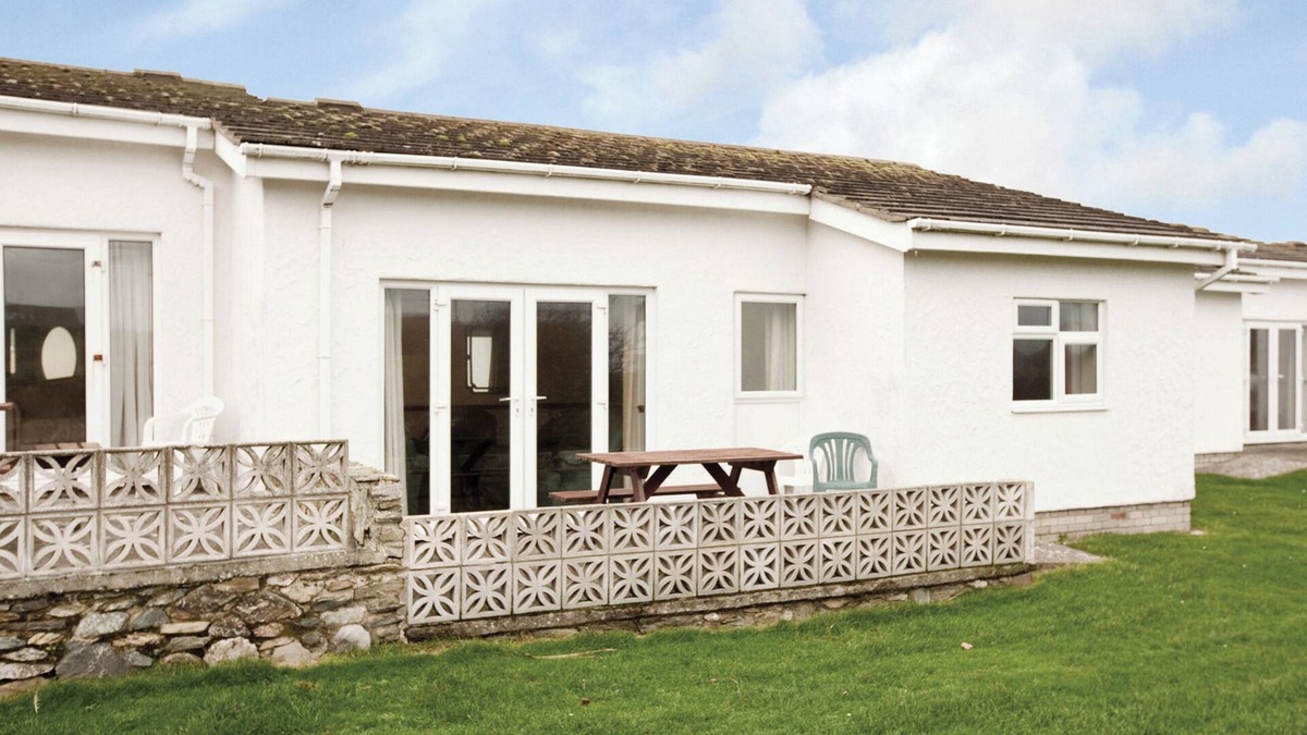 Trearddur Bay Cottage | Bungalow with one double with wash basin, one double and one twin.