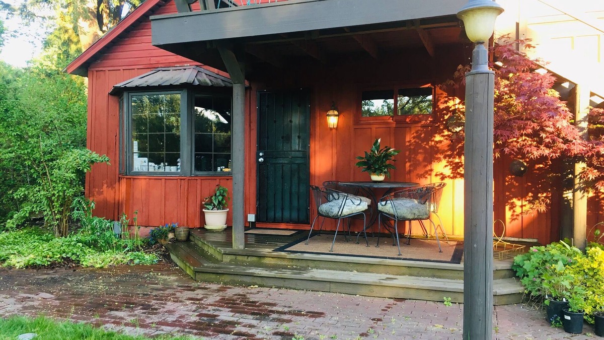 Salem Other | BunkHouse Retreat at Minto-Brown Island Salem Oregon