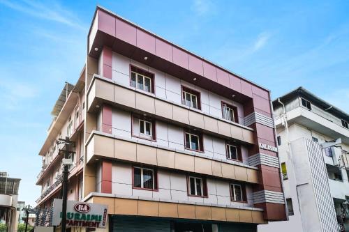 Shenoys Hotel | Buraimi Apartments