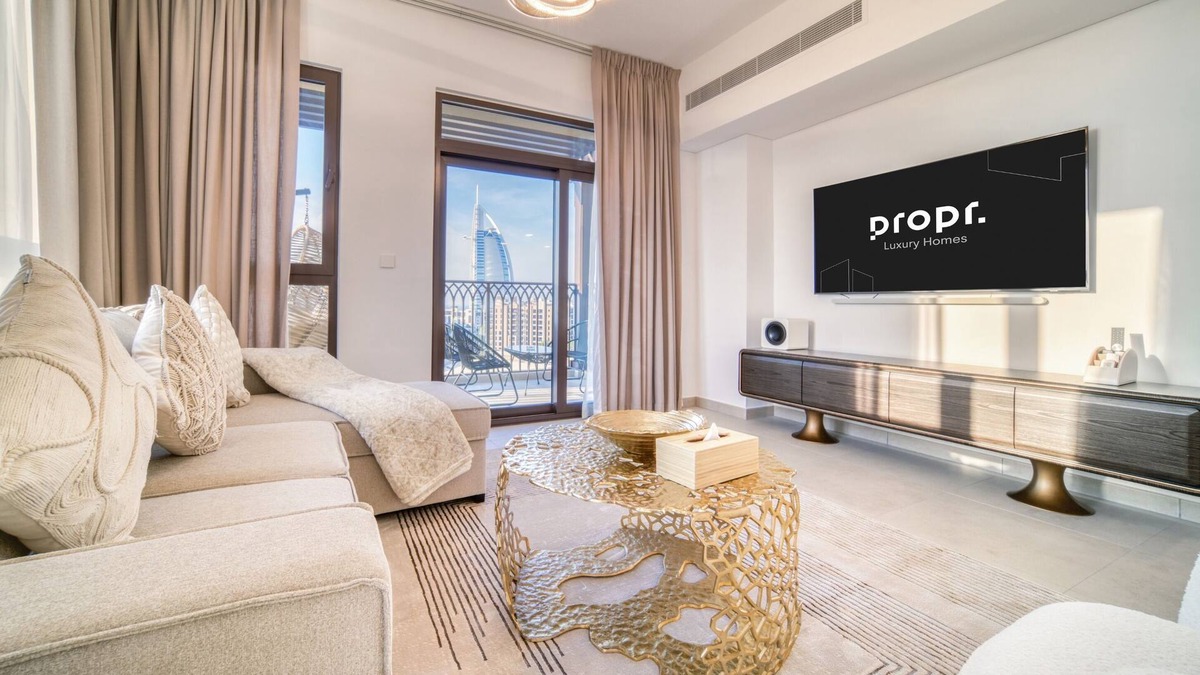 Umm Suqeim 3 Apartment | Burj Al Arab and Sea Views : 2BR Retreat