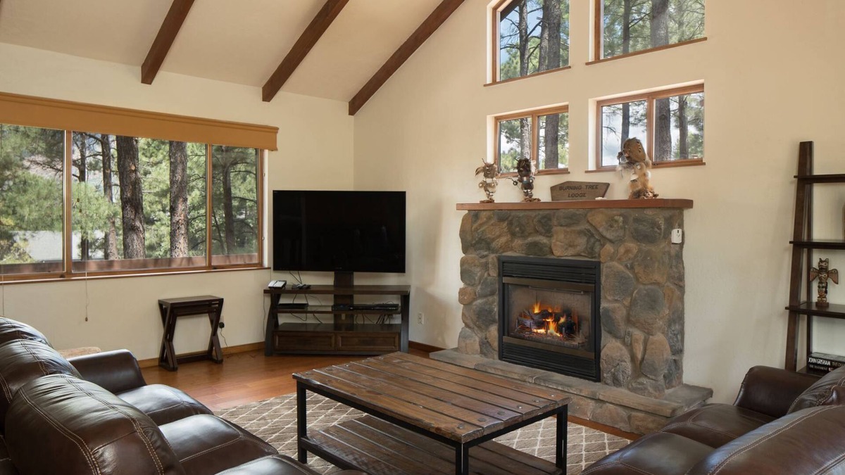 Flagstaff Cabin | Burning Tree Lodge - Forest Views, Fire Pit, AC | Pet and Family Friendly