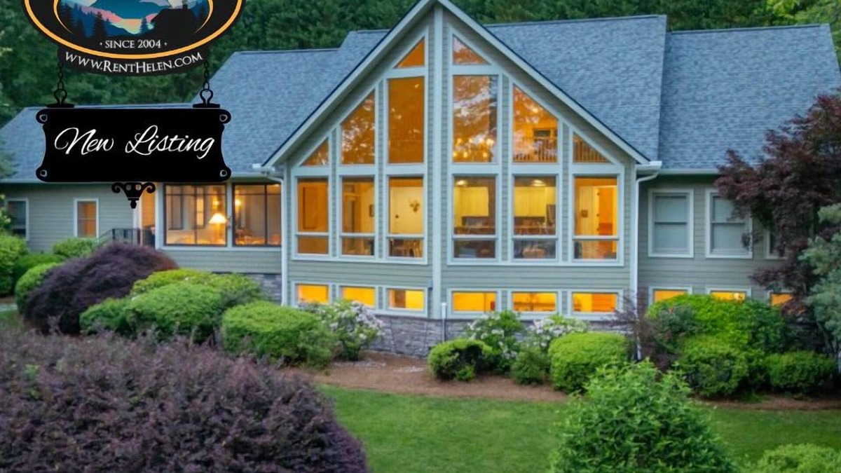 Tiger House | Burton Bliss | New Lake Burton Retreat with Private Dock, Two-Story Boathouse,