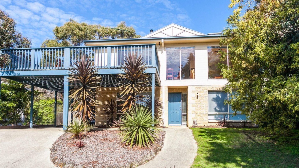 Anglesea House | Bushlark - At Anglesea