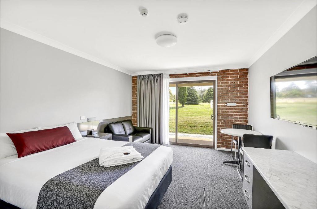 Marrangaroo Hotel | Bushman's Motor Inn