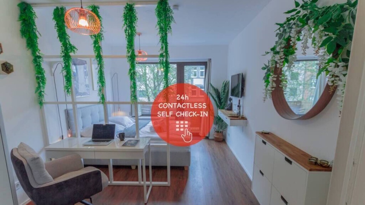 Pempelfort Condo | Business flat near Trade Fair/HBF WiFi Netflix