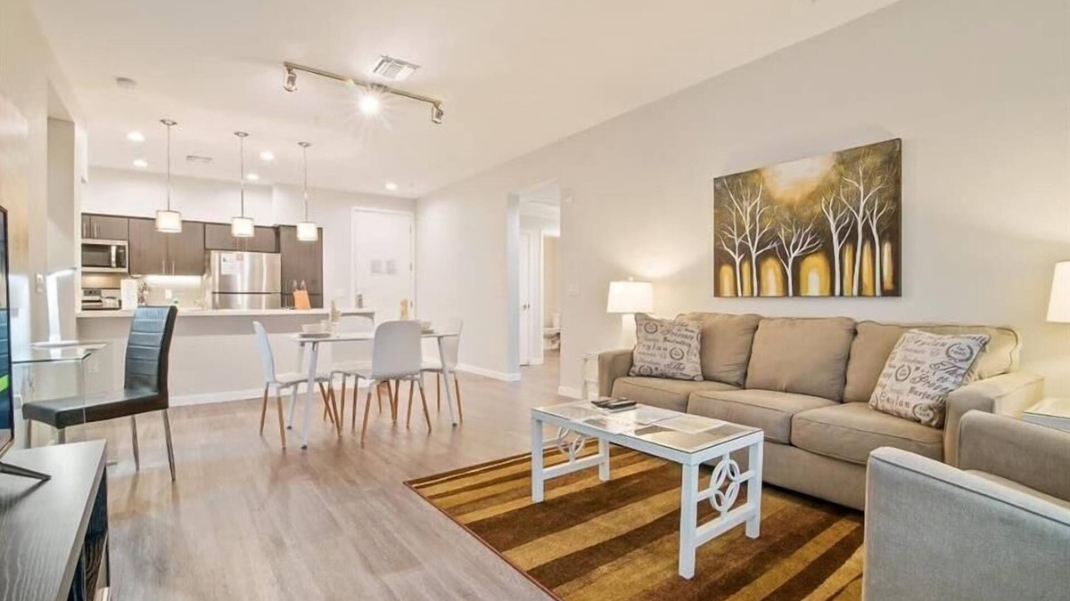 Menlo Park Apartment | Business Traveller Friendly w/Free WiFi | Menlo Park by GLS