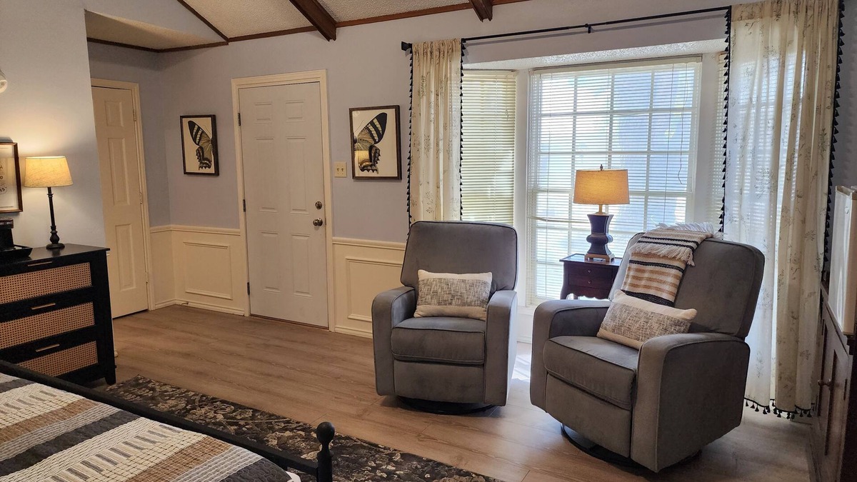 Fort Davis Cottage | Butterfield Inn Main Street Cottages