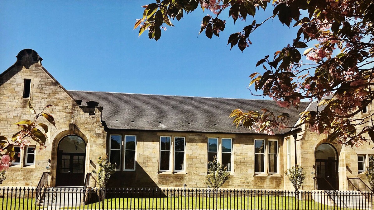 Kinross House | By Loch Leven Heritage Trail. Easy drive to Edinburgh, St. Andrews & Fife.