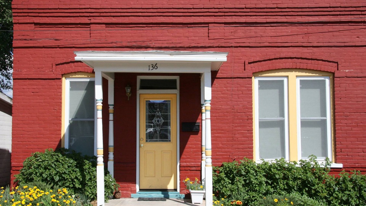 Salida Condo | By the River & Downtown, Beautiful, Comfortable, Kids Welcome STL# 02559535
