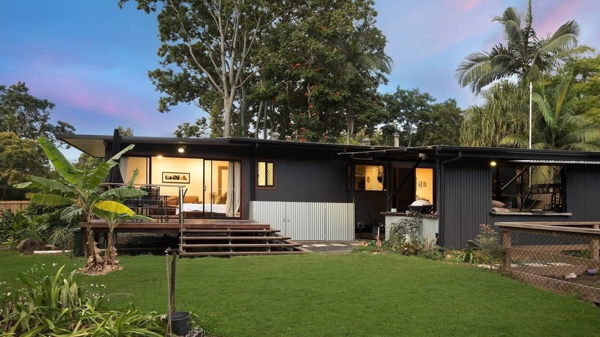 Byfield House | Byfield Beach-Lakes