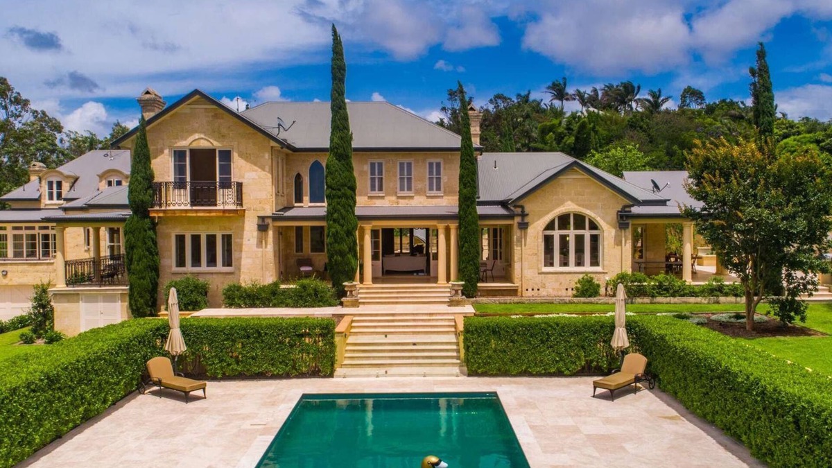 Knockrow House | Byron Bay Estate by Contemporary Hotels