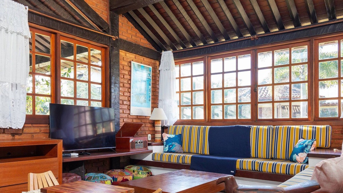 Porto Belo House | Bz46 150m from the beach! House with Jacuzzi and 5 suites!