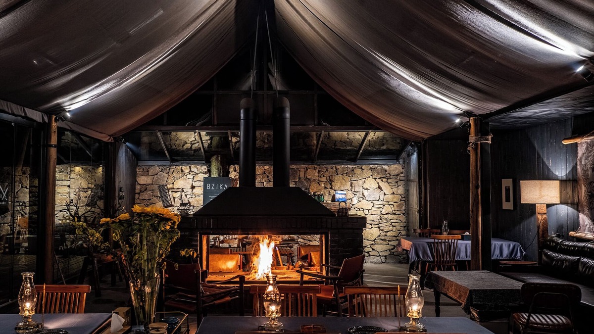 Yongding Hotel | BZIKA Wonderland Retreat