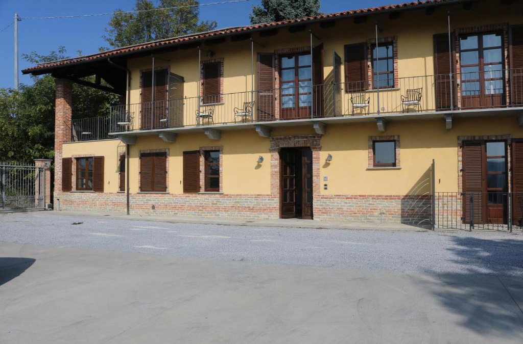 Monteu Roero Bed & Breakfast | Cà del Crutin