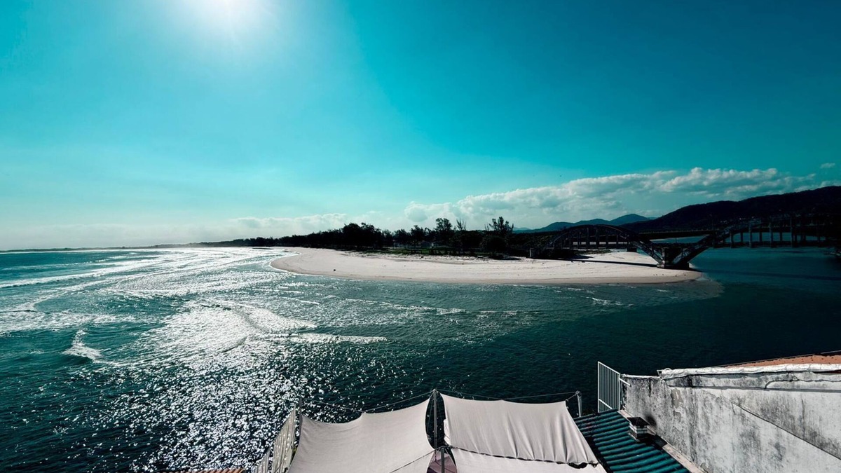 Barra de Guaratiba Hotel | Céu Beach club