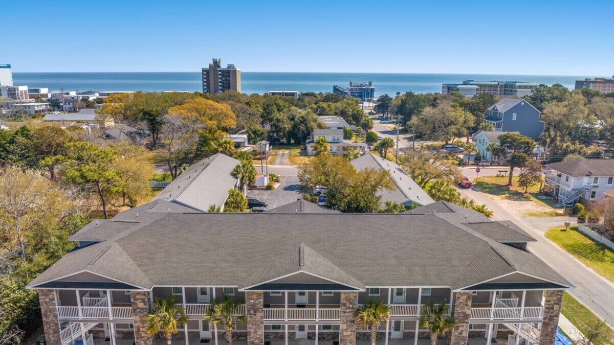Myrtle Beach Apartment | C · Modern 4BR Ground Level King Beds Steps 2 Beach #C