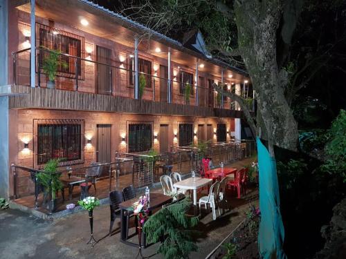Mahabaleshwar Hotel | C P Cottage Resort