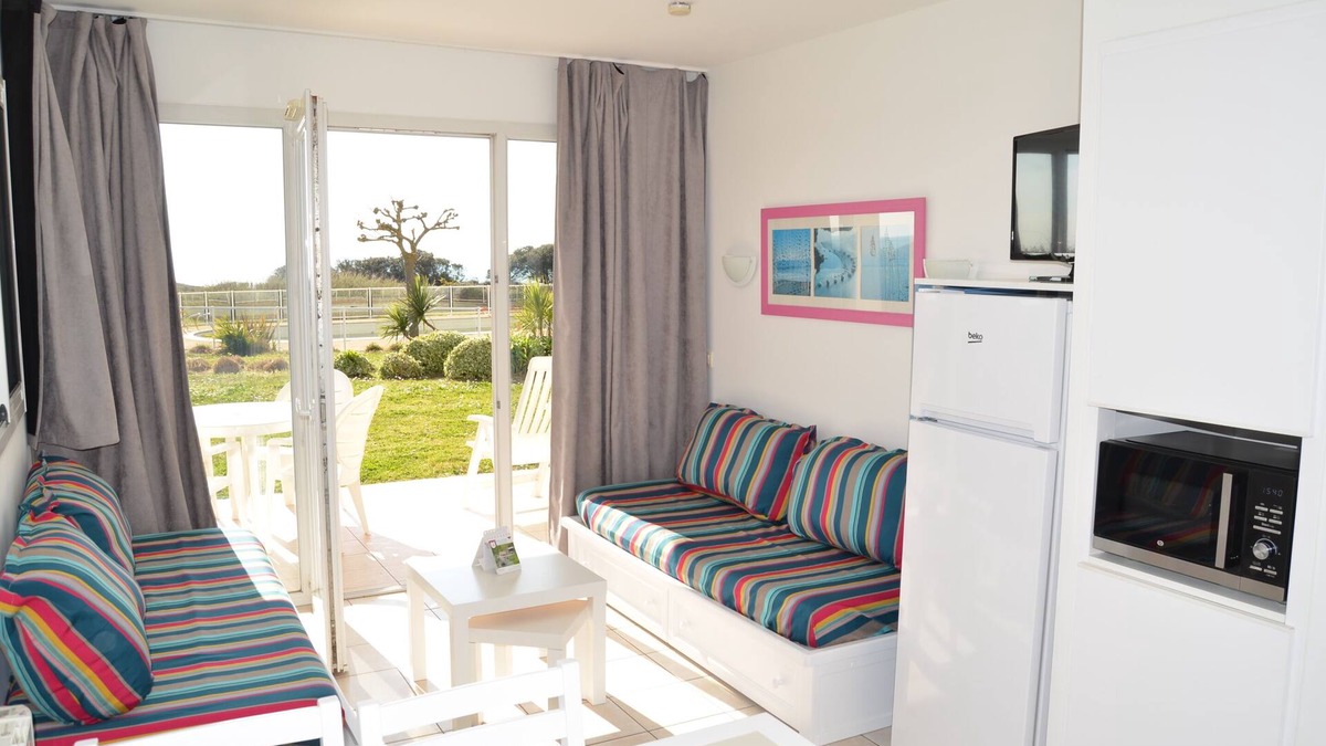 Chateau-d'Olonne Apartment | C005-Apartment-Comfort-Private Bathroom-Sea view