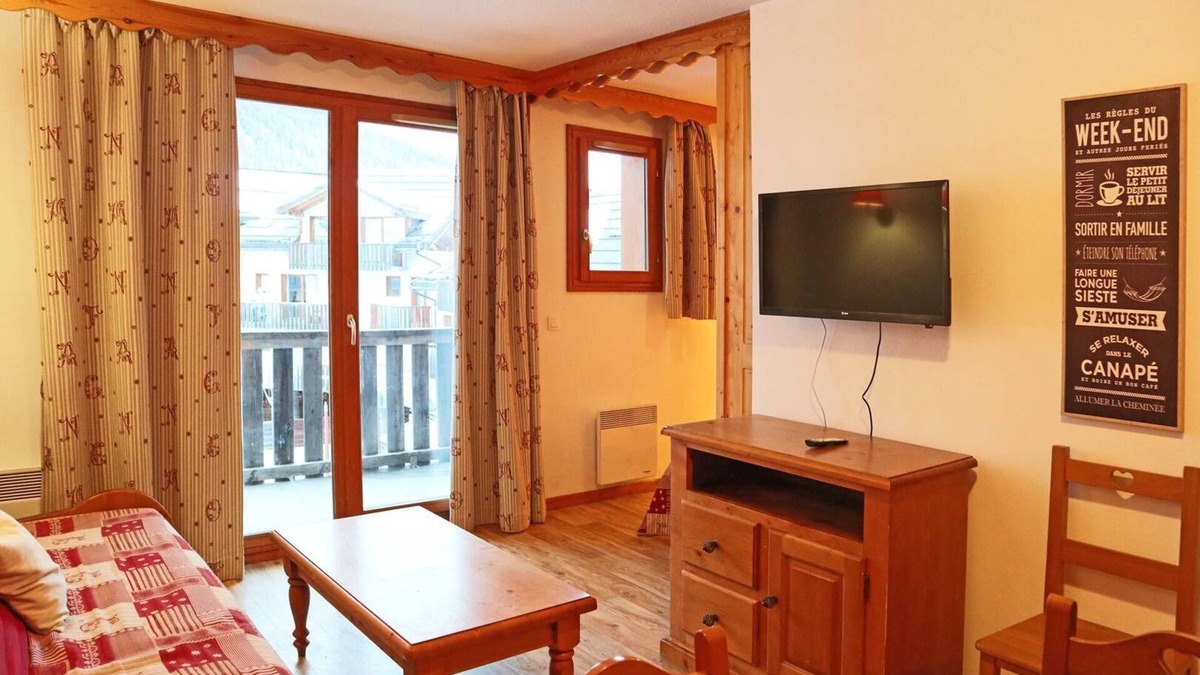 Les Orres Apartment | C804 Valerianes 1800