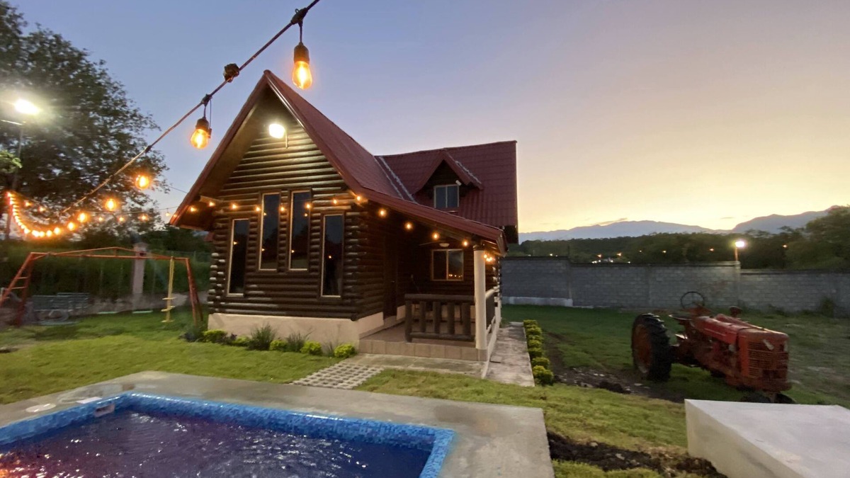 Montemorelos Cabin | Cabaña Alanis