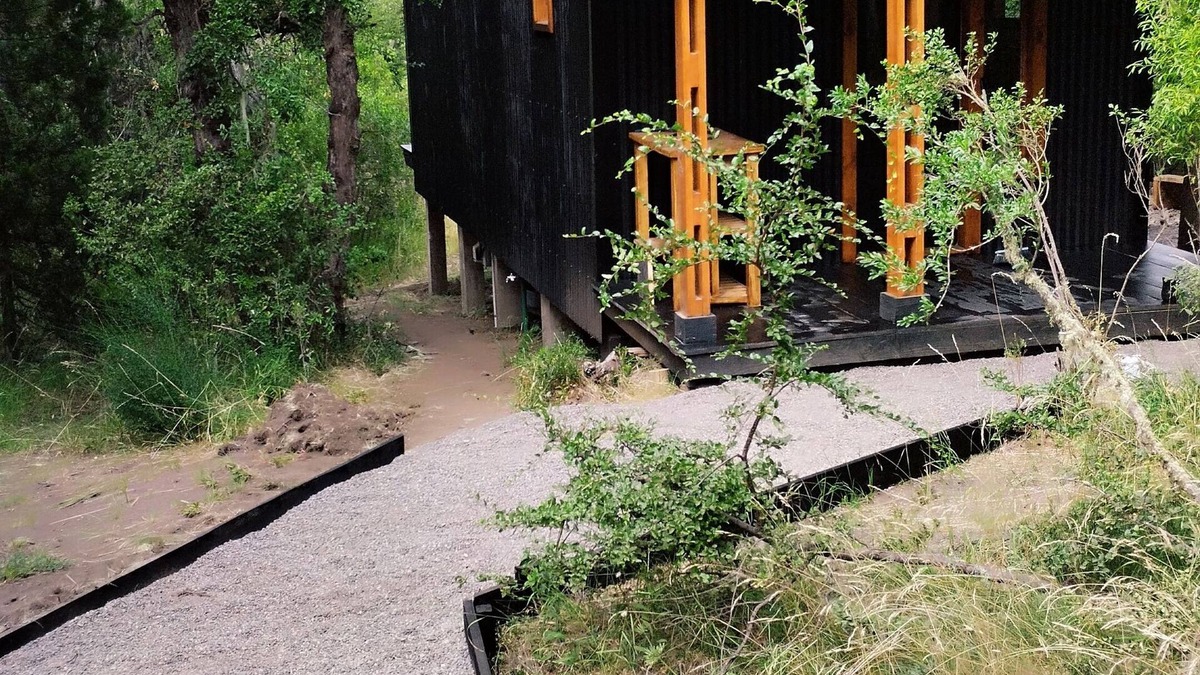 Lolog Cabin | Cabaña Sukha Bosque y Rio. Experiencia para 2