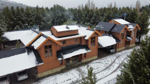 Meliquina Ski Chalet | Cabañas El Montañes