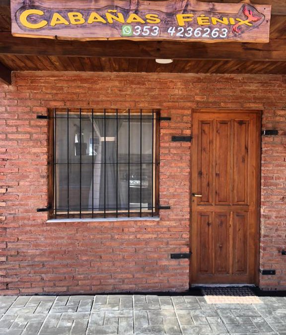 Villa Amancay House | CABAÑAS FENIX con ARROYO NATURAL BORDEANDO LA PROPIEDAD reservar con 24 hs de anticipación