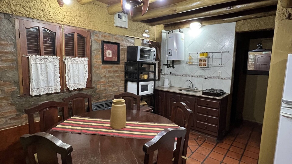 Tunuyan Cabin | Cabañas Románticas en el Manzano Histórico