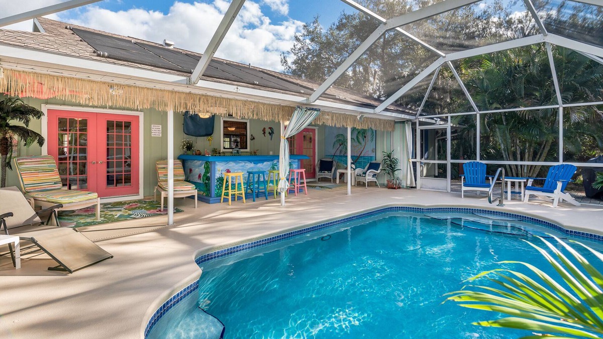 Sebastian Highlands House | 🍹🌞 Cabana Paradise! Heated Pool, Poolside TV and Tiki Bar, Near Beaches!