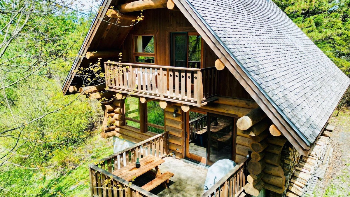 Potton Ski Chalet | Cabane du Hibou - Wood fireplace - Mont Owl's Head
