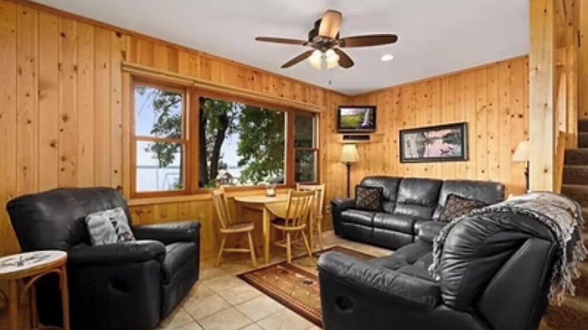 Pine River Apartment | Cabin 1 at Heaths Resort