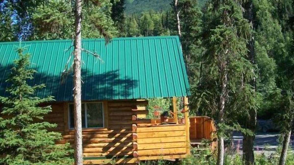 Cooper Landing Cabin | Cabin #1 Cooper Landing Fish Camp - Upper Kenai River Cabin Rental
