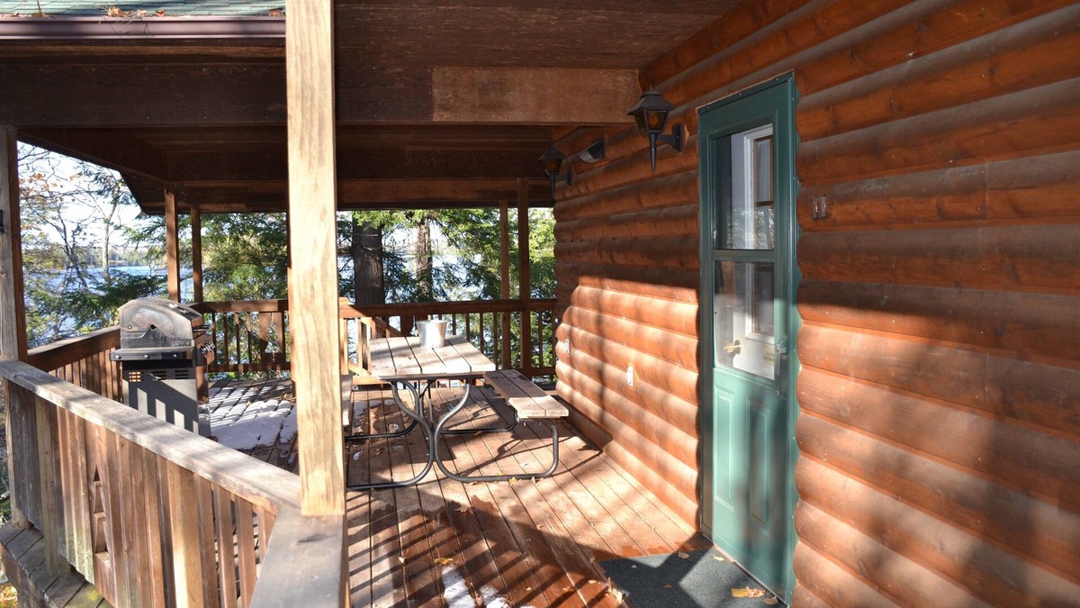 Watersmeet Cabin | Cabin 11 on Cisco Chain of Lakes