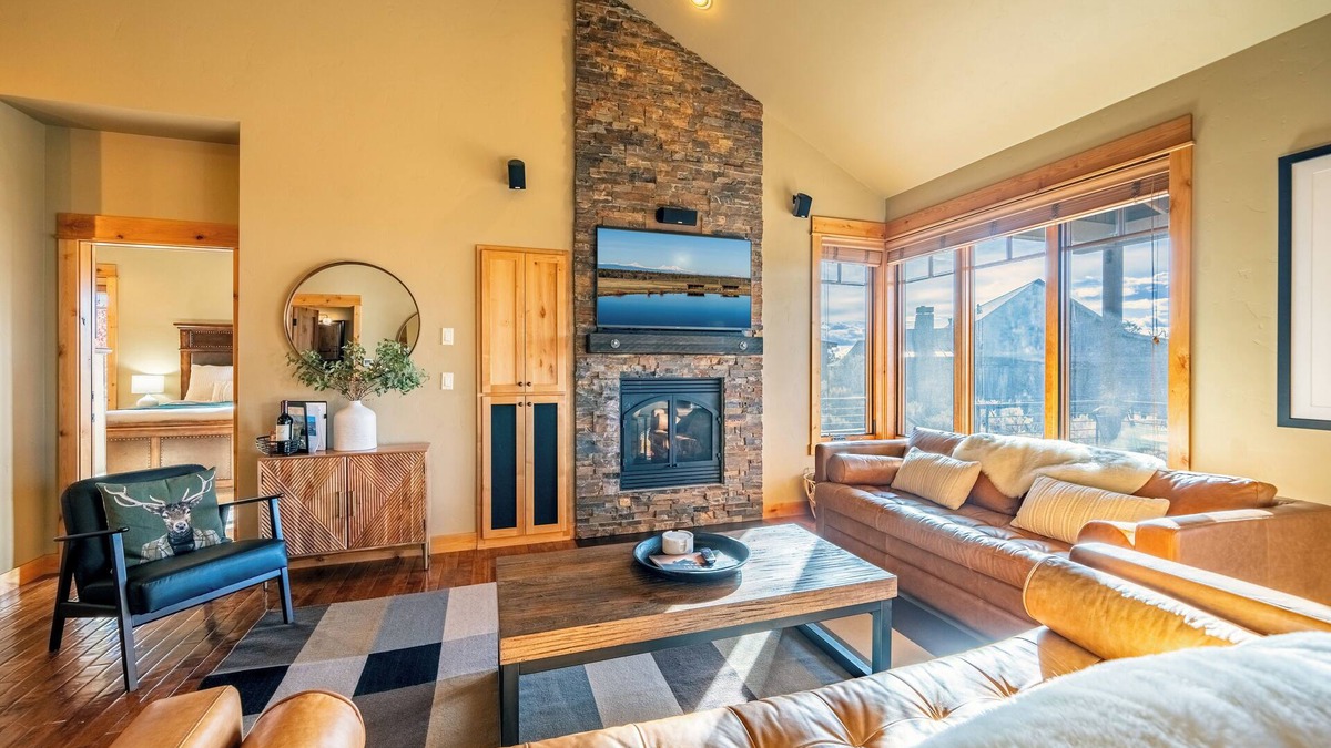 Powell Butte House | Cabin 15 - Luxury Sage Escape Cabin- Brasada Ranch I Hot Tub I Golf