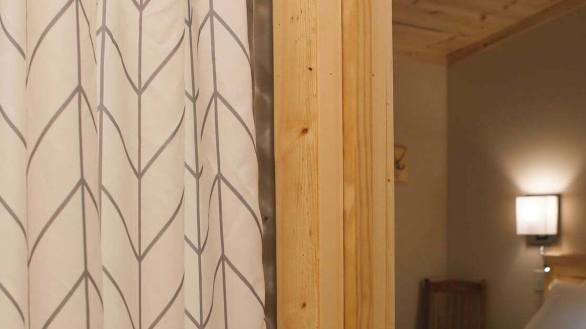 Fishhook Cabin | Cabin #2- Scenic Views and Comfortable beds!