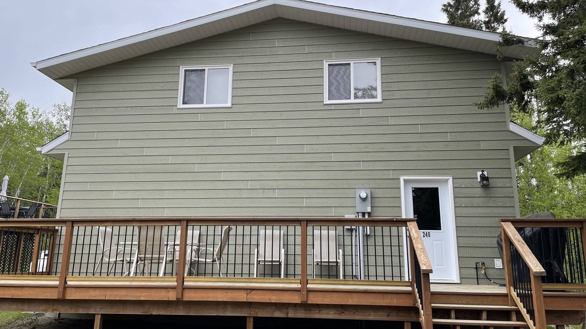 Wasagaming Cottage | Cabin 240 - Riding Mountain Luxury Cabins