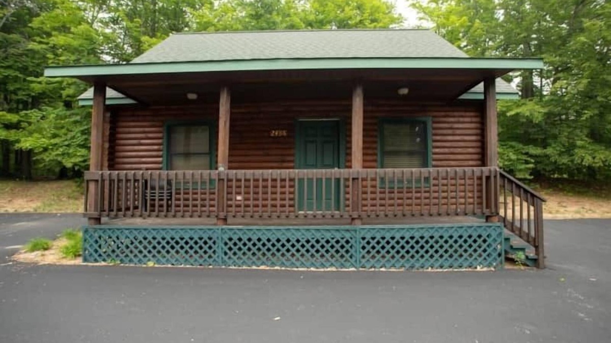 Gaylord House | Cabin 2486 - Large Log Cabin within Private Resort