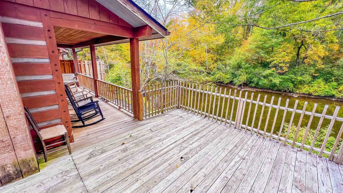 Cherokee Cabin | Cabin 4 - Riverfront w/Gas Fireplace!