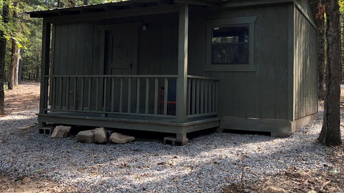 Morrilton House | Cabin 4: The Outdoorsman Cabin